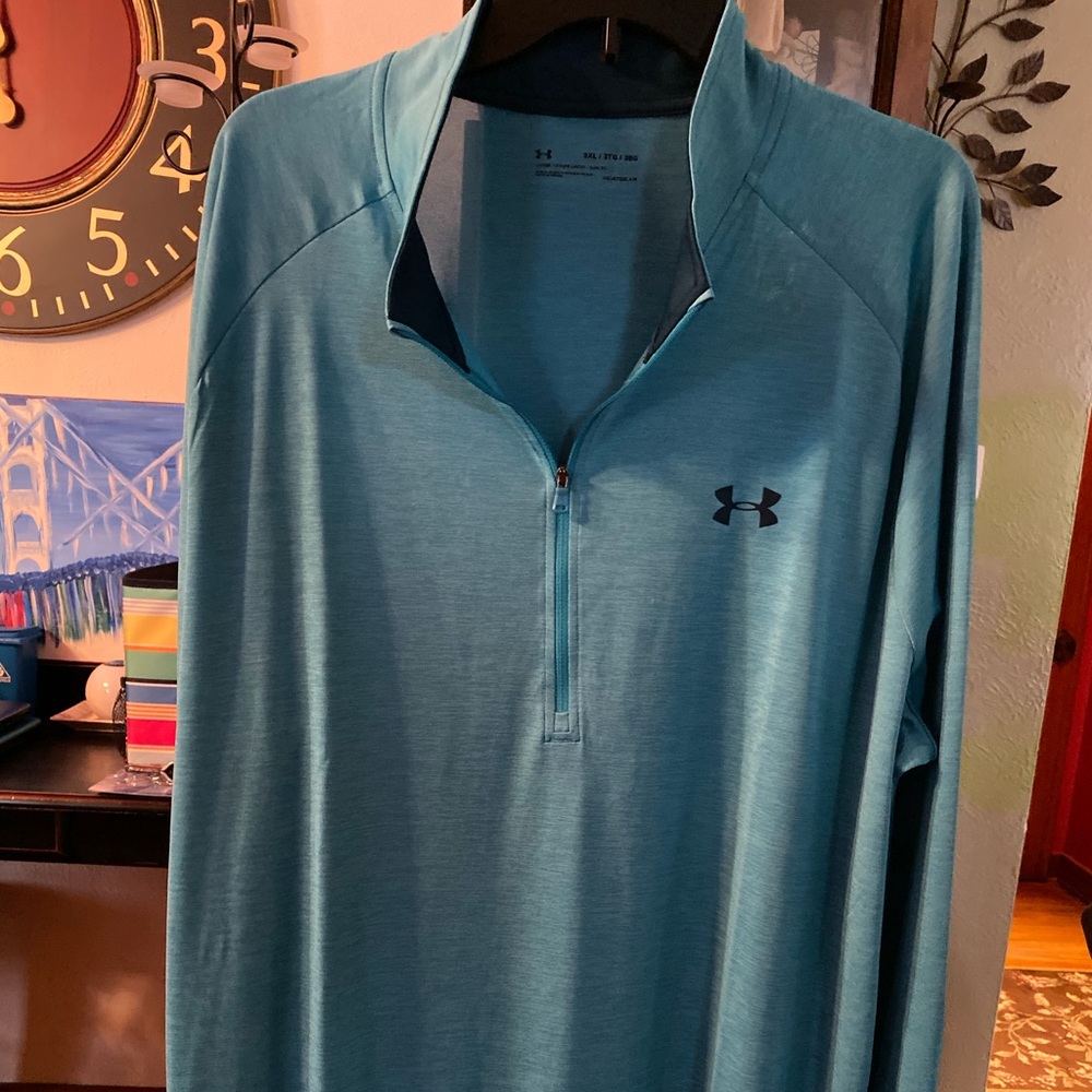 Plus size Under Armor pull over